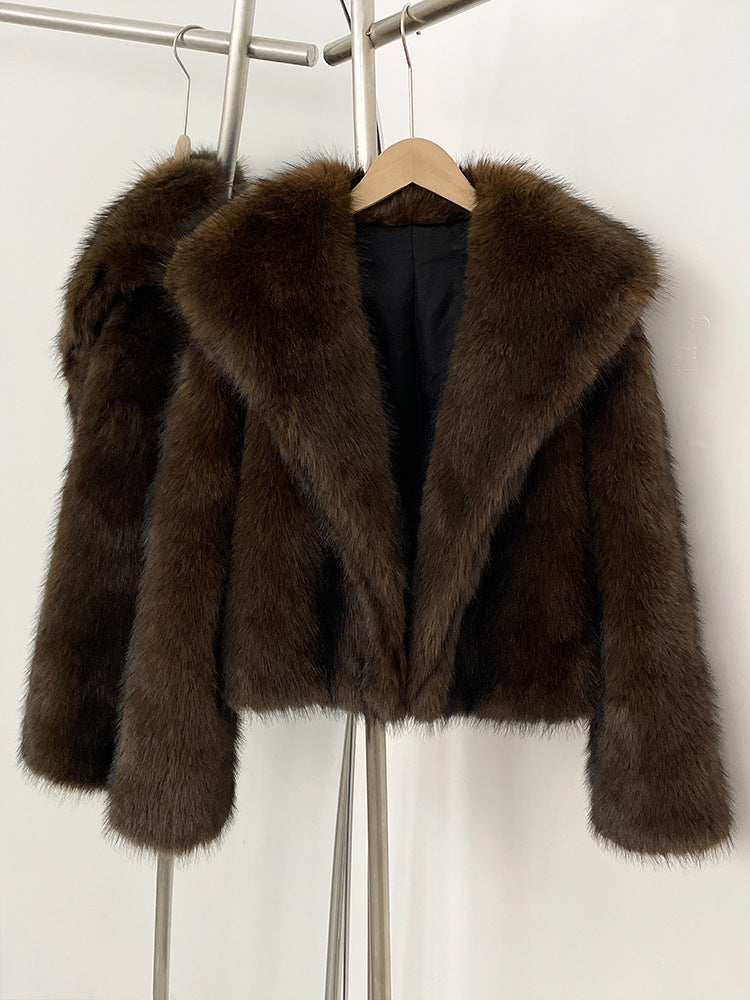 Women's Short Fur Coat